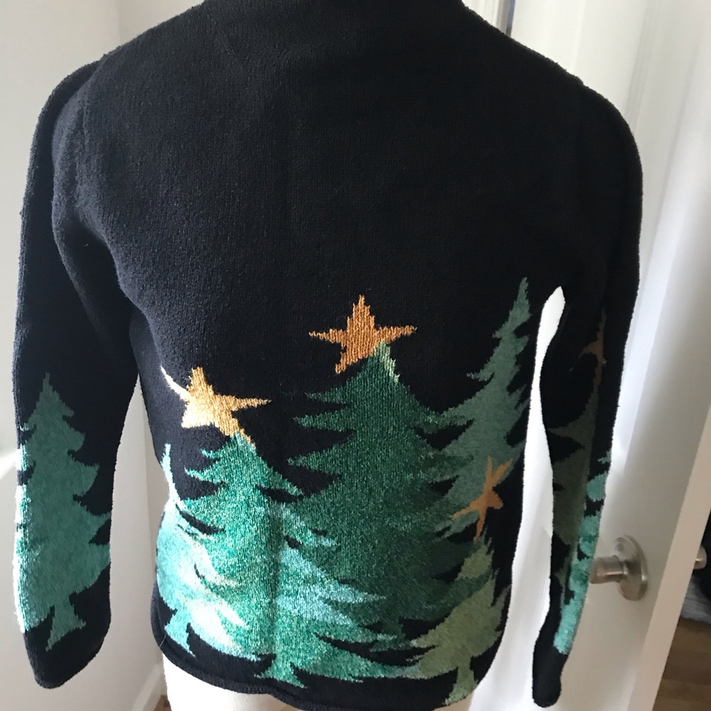 Funnel neck holiday sweater